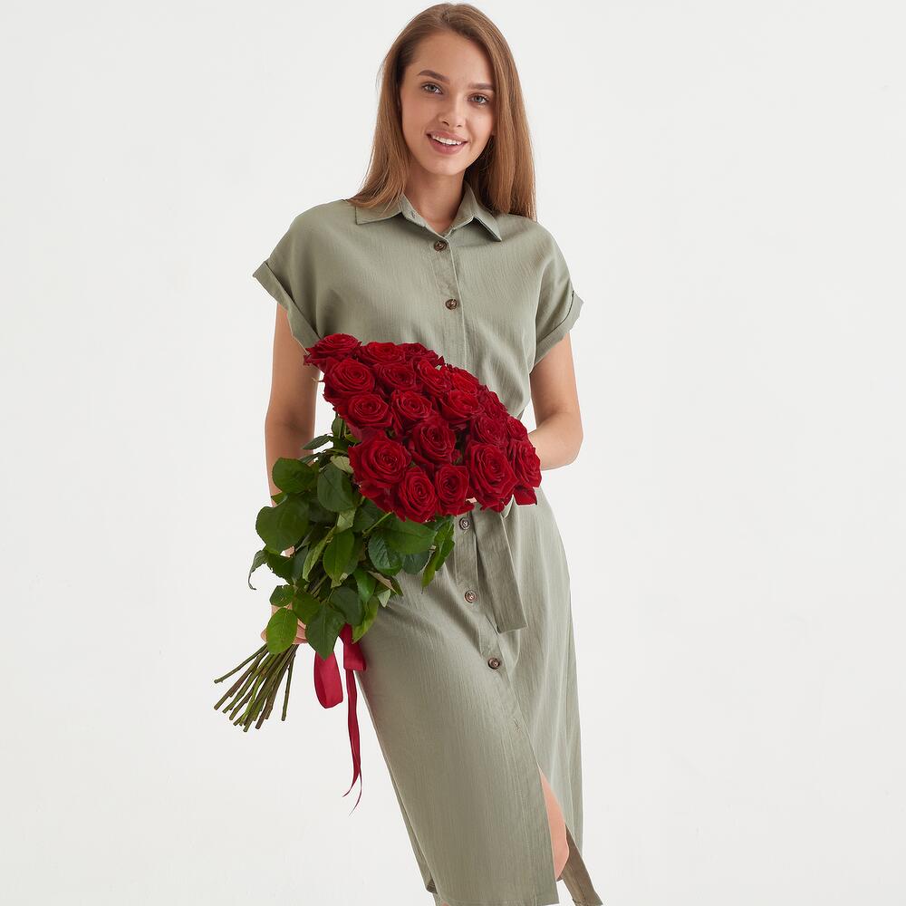 Роскошный букет из 21 красной розы – воплощение искренних чувств Анадырь Чукотский автономный округ