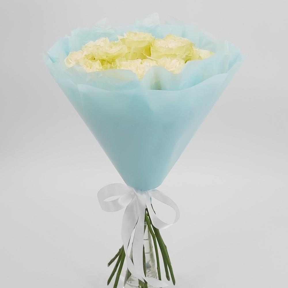 Букет «Кружевное облачко» – 11 белоснежных роз в нежной упаковке Анадырь Чукотский автономный округ