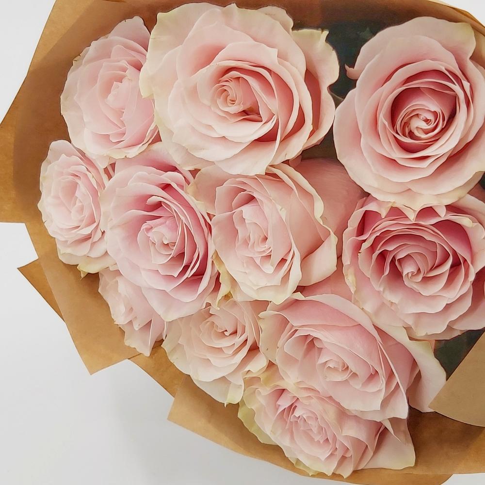 Букет из 11 розовых роз – нежность в каждом лепестке Анадырь Чукотский автономный округ