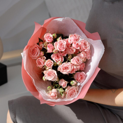 Букет «Поцелуй принцессы»  – нежные кустовые розы в королевском стиле Анадырь Чукотский автономный округ