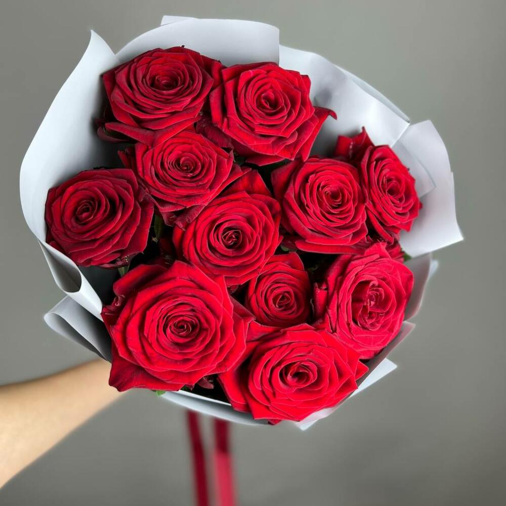 Букет «Красный бархат» – роскошь эквадорских роз Анадырь Чукотский автономный округ