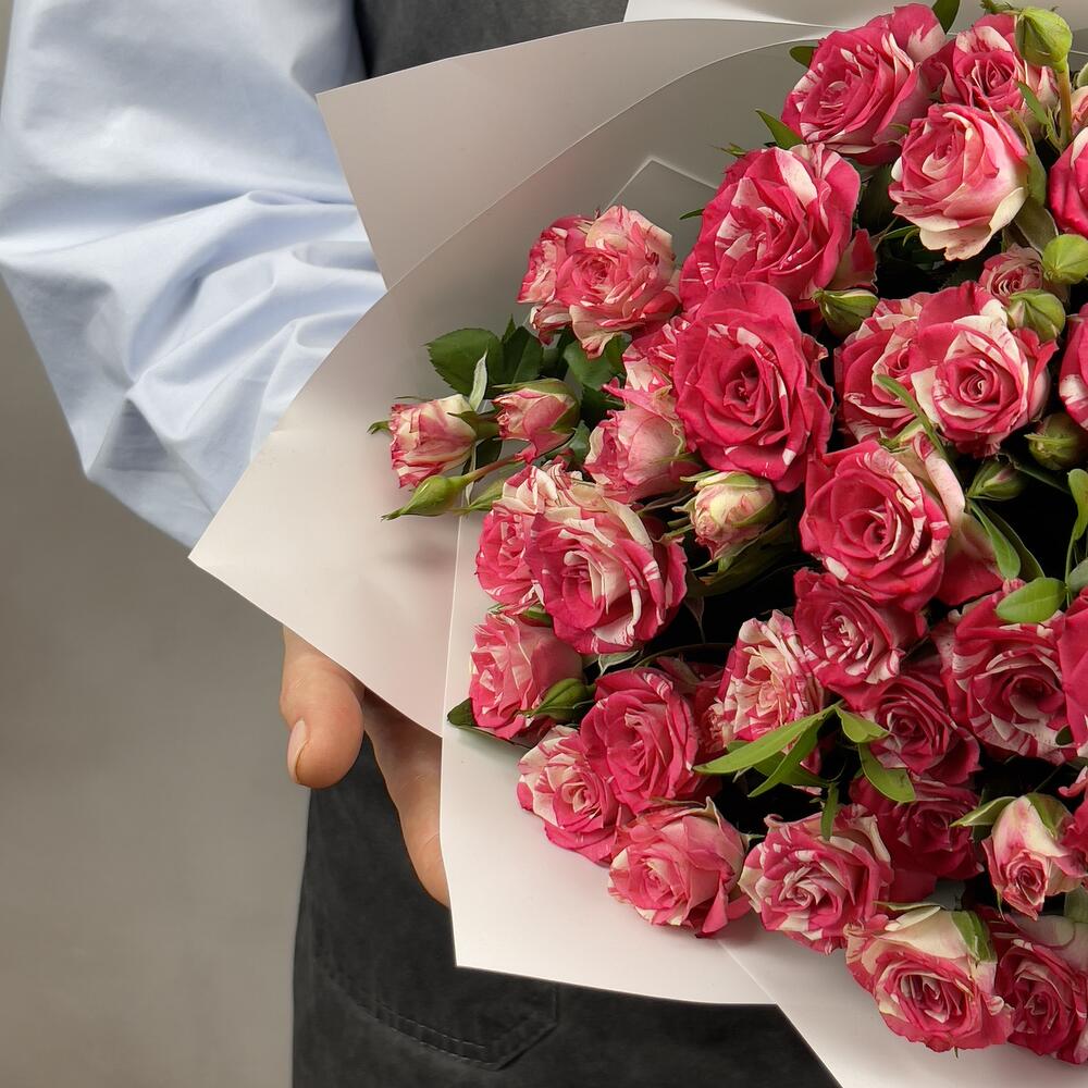 Букет «Фейерверк» – 9 пышных кустовых роз в огненной палитре Анадырь Чукотский автономный округ