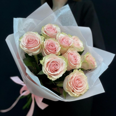 Букет из 9 розовых роз – нежность в каждом лепестке Анадырь Чукотский автономный округ