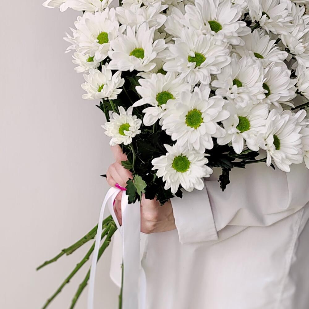 Букет «Ромашка» – 9 белоснежных хризантем в деревенском стиле Анадырь Чукотский автономный округ