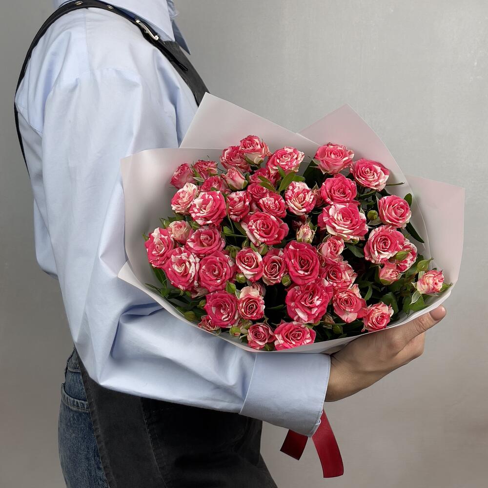 Букет «Фейерверк» – 9 пышных кустовых роз в огненной палитре Анадырь Чукотский автономный округ