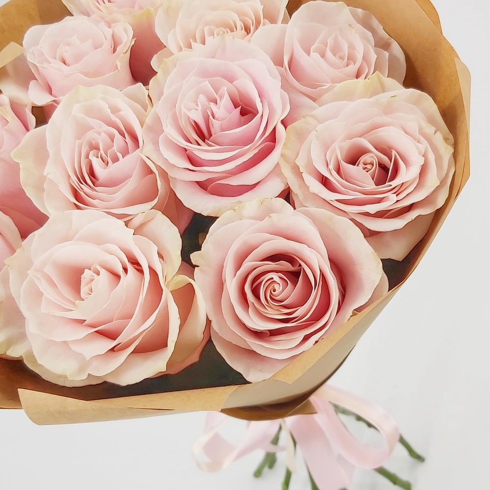 Букет из 11 розовых роз – нежность в каждом лепестке Анадырь Чукотский автономный округ