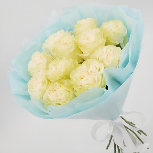 Букет «Кружевное облачко» – 11 белоснежных роз в нежной упаковке Анадырь Чукотский автономный округ