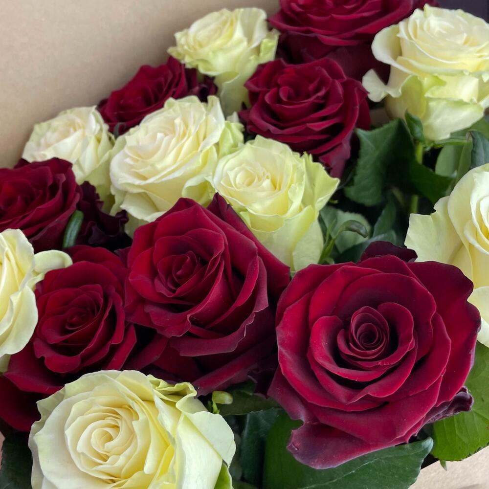 Букет «Инь-Ян» – гармония страсти и чистоты Анадырь Чукотский автономный округ