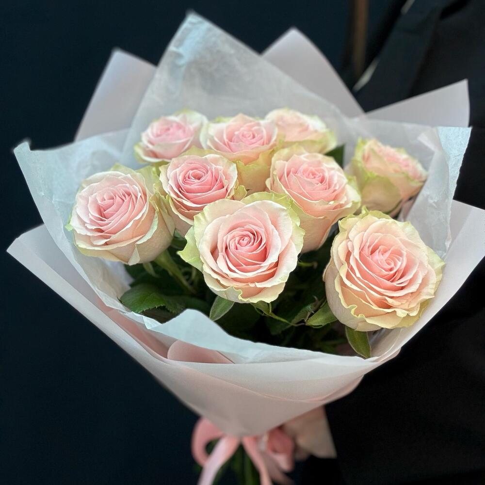 Букет из 9 розовых роз – нежность в каждом лепестке Анадырь Чукотский автономный округ